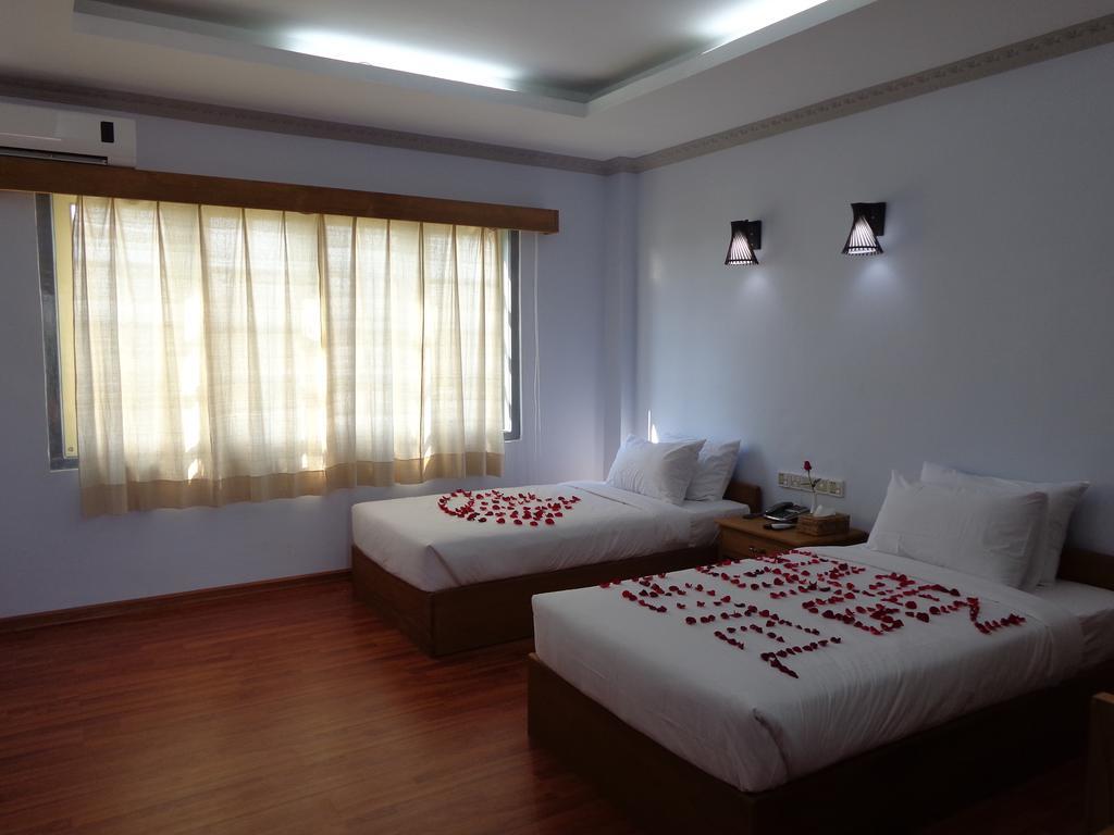 Golden Lotus Inle Hotel Nyaung Shwe Ngoại thất bức ảnh